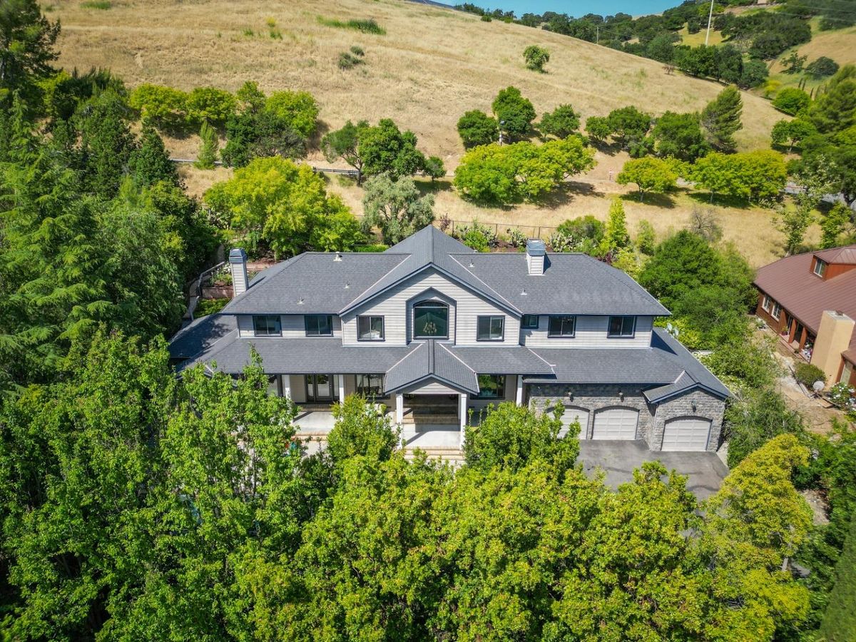 6802 Graystone Lane, San Jose, CA 95120